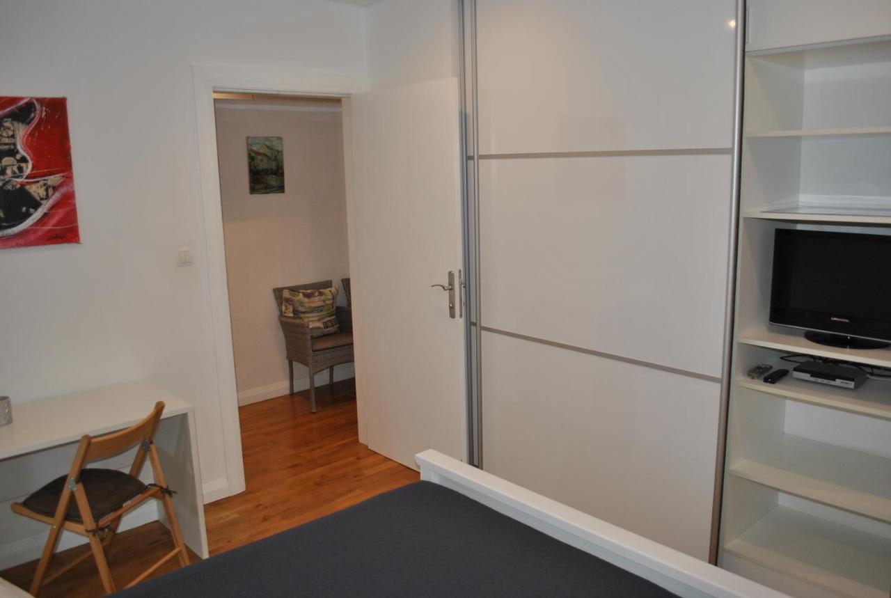 Apartment Cinthija บาร์บินเย ภายนอก รูปภาพ