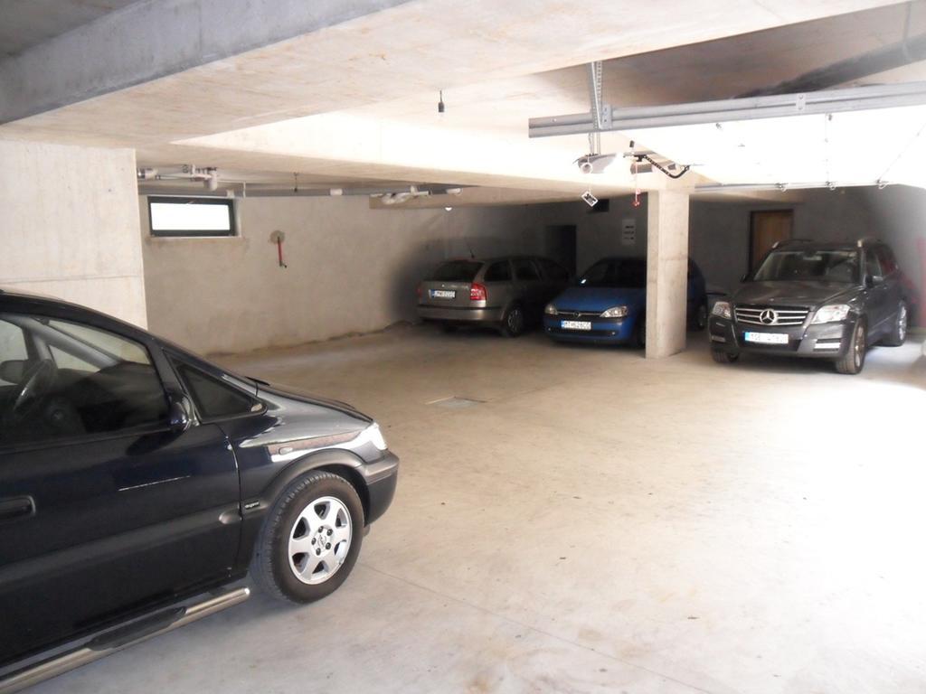 Apartment Cinthija บาร์บินเย ภายนอก รูปภาพ