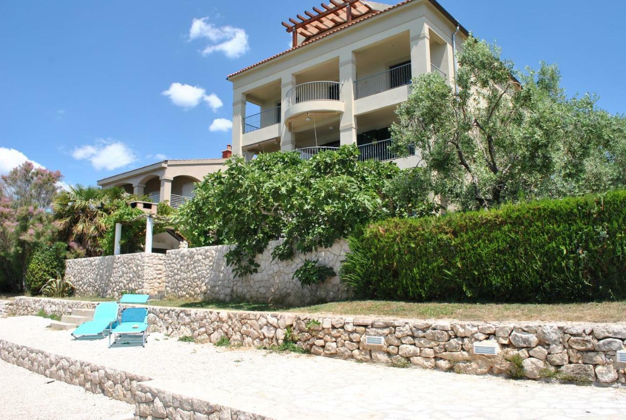 Apartment Cinthija บาร์บินเย ภายนอก รูปภาพ