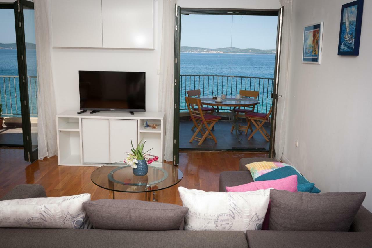 Apartment Cinthija บาร์บินเย ภายนอก รูปภาพ