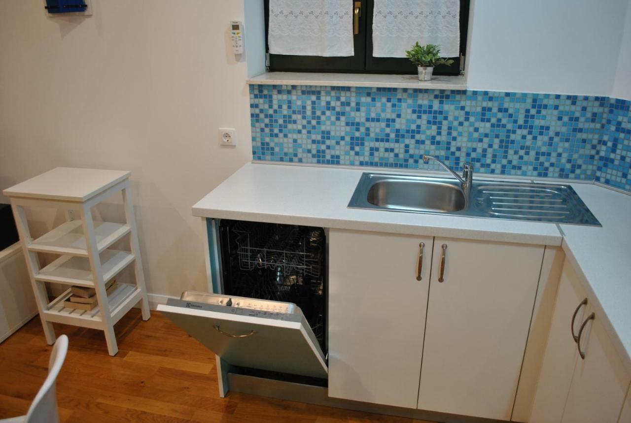 Apartment Cinthija บาร์บินเย ภายนอก รูปภาพ